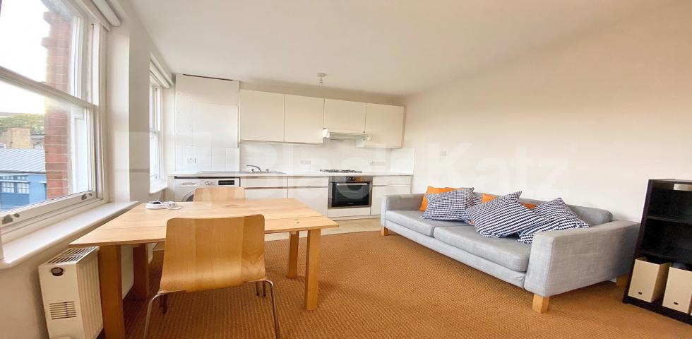 			VIRTUAL TOUR AVAILABLE!, 2 Bedroom, 1 bath, 1 reception Flat			 Rawstorne Street, ANGEL-CLERKENWELL-OLD STREET